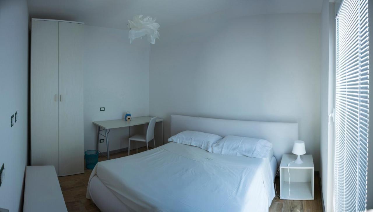 La Casa Di Penelope B&B E Noleggio Bici Elettriche Ispica Exteriör bild